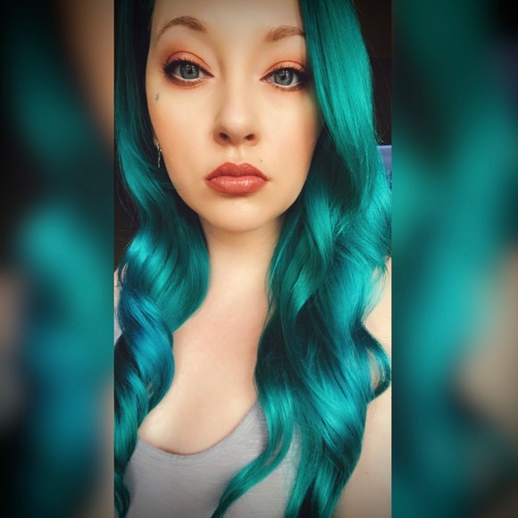 Meet your Posher, Antoinette - Picture 7 of 15